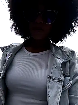 BlairSamy online show from March 7, 4:55 pm