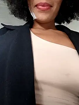 Snapshot of BlairSamy chatting on January 17, 1:49 pm BlairSamy online show from January 17, 1:49 pm