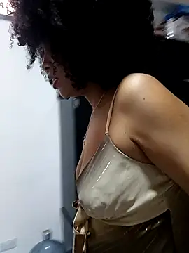 Snapshot of BlairSamy chatting on February 3, 9:53 pm BlairSamy online show from February 3, 9:53 pm