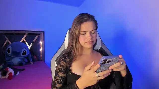 PaigeJayden online show from August 2, 5:06 am