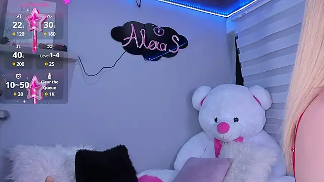Snapshot of Alexasmith06 chatting on March 3, 7:39 pm Alexasmith06 online show from March 3, 7:39 pm