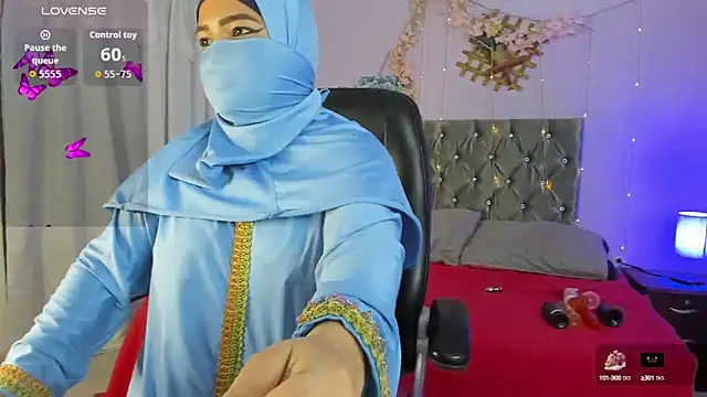 Snapshot of Falak-Yasin chatting on October 15, 12:27 pm Falak-Yasin online show from October 15, 12:27 pm