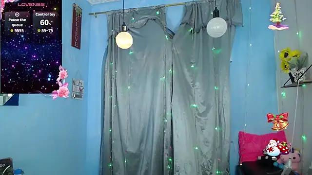 Snapshot of Falak-Yasin chatting on December 4, 12:14 pm Falak-Yasin online show from December 4, 12:14 pm