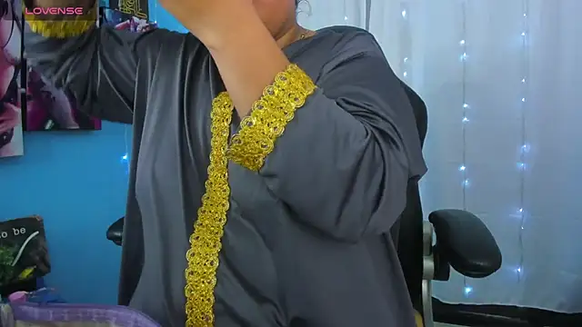 Snapshot of Falak-Yasin chatting on March 25, 11:38 am Falak-Yasin online show from March 25, 11:38 am