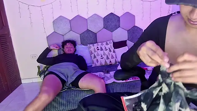 Horny tgn online show from December 2, 6:25 pm