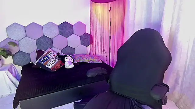 Horny tgn online show from May 31, 6:20 pm