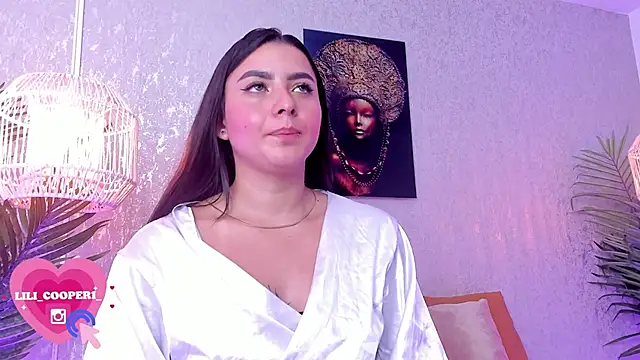 lilicooper  online show from December 5, 11:29 pm