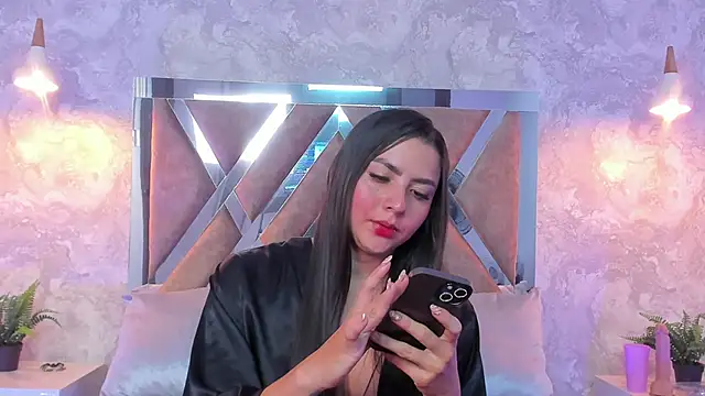 lilicooper  online show from December 24, 2:32 am