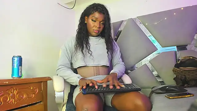 Arii xxx online show from January 25, 9:25 pm