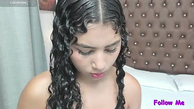 joselyn sexy  online show from December 28, 6:29 pm