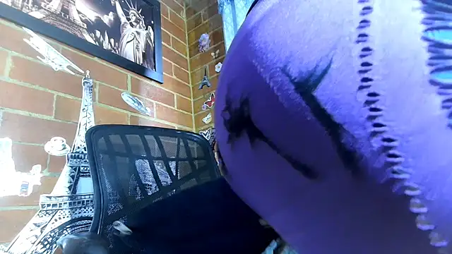 Snapshot of ValeriaLacrozee chatting on March 12, 8:52 pm ValeriaLacrozee online show from March 12, 8:52 pm