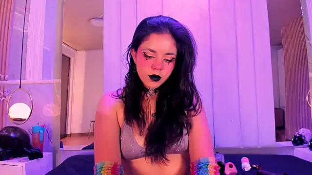 Snapshot of ivannabellini chatting on March 21, 1:58 pm ivannabellini online show from March 21, 1:58 pm