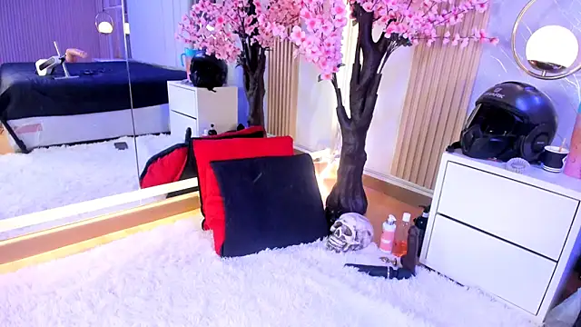 Snapshot of ivannabellini chatting on March 27, 3:23 pm ivannabellini online show from March 27, 3:23 pm