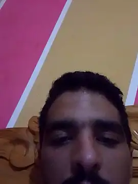 Snapshot of Xxxhalcon chatting on March 24, 3:11 am Xxxhalcon online show from March 24, 3:11 am