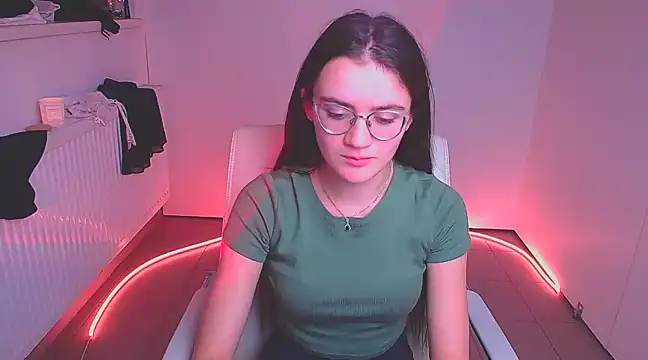 Snapshot of Josephine_jo chatting on December 9, 4:56 am Josephine jo online show from December 9, 4:56 am