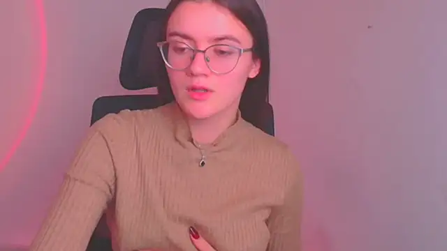Snapshot of Josephine_jo chatting on December 12, 3:37 pm Josephine jo online show from December 12, 3:37 pm