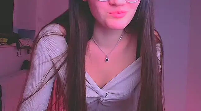Snapshot of Josephine_jo chatting on December 19, 4:34 am Josephine jo online show from December 19, 4:34 am