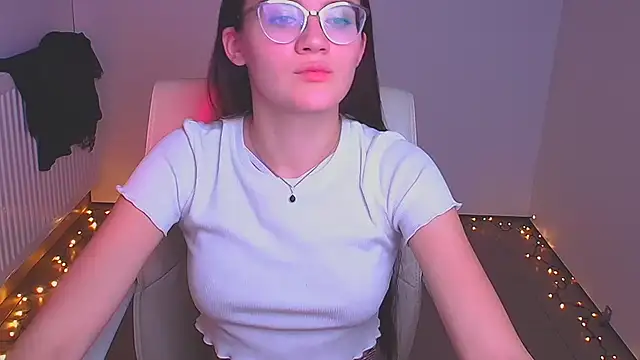 Snapshot of Josephine_jo chatting on December 20, 4:42 am Josephine jo online show from December 20, 4:42 am