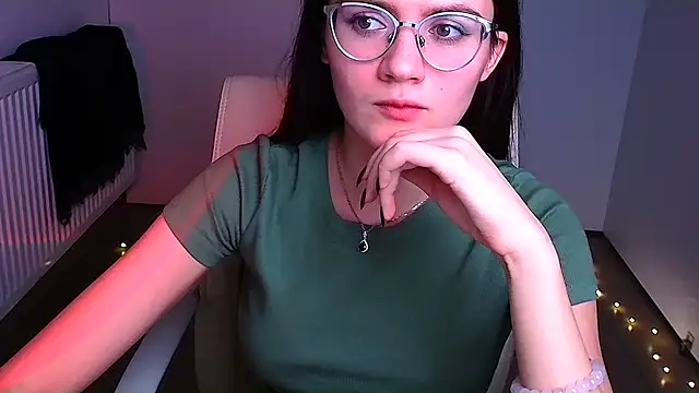 Snapshot of Josephine_jo chatting on December 20, 10:22 pm Josephine jo online show from December 20, 10:22 pm