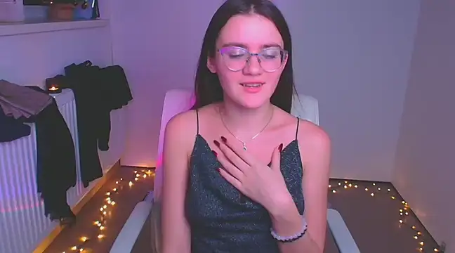 Snapshot of Josephine_jo chatting on December 26, 1:51 am Josephine jo online show from December 26, 1:51 am