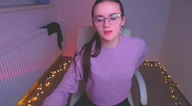 Snapshot of Josephine_jo chatting on January 5, 4:36 am Josephine jo online show from January 5, 4:36 am