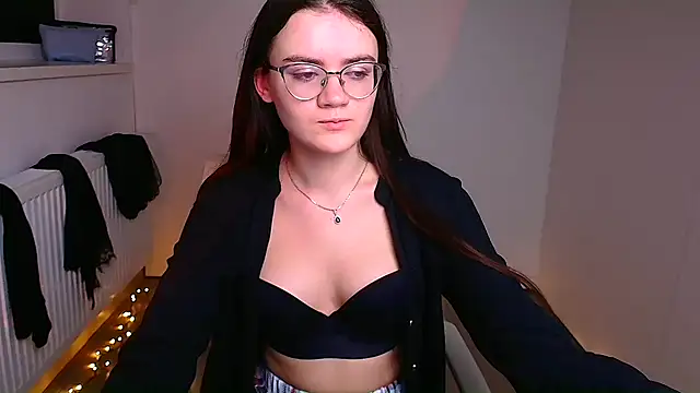 Snapshot of Josephine_jo chatting on January 31, 2:04 am Josephine jo online show from January 31, 2:04 am