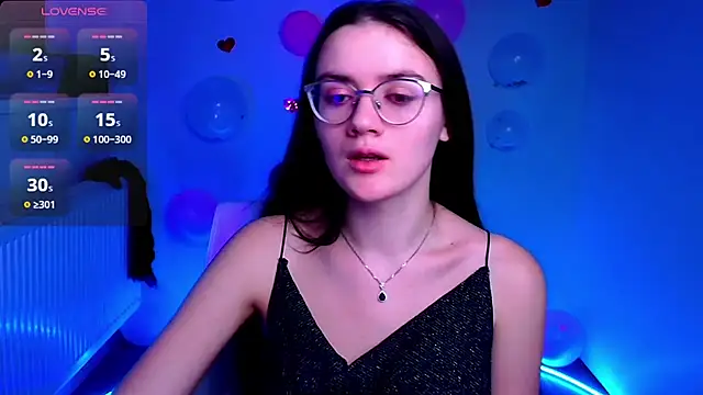Snapshot of Josephine_jo chatting on February 16, 6:54 am Josephine jo online show from February 16, 6:54 am