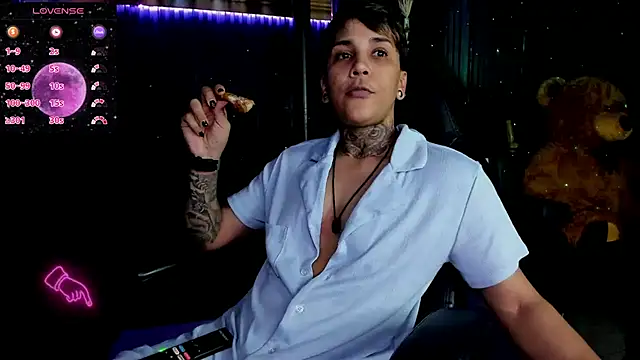 ZhoeStrong online show from March 11, 6:10 am