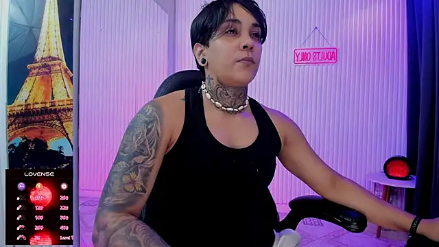 ZhoeStrong online show from June 9, 9:48 pm
