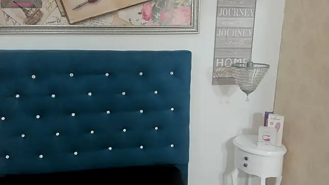 Snapshot of sofiaclauss chatting on February 21, 5:02 am sofiaclauss online show from February 21, 5:02 am