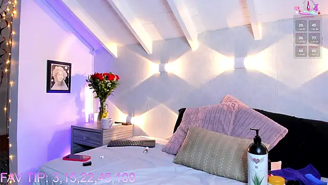 Snapshot of Martina_Miiller chatting on February 15, 12:58 pm Martina Miiller online show from February 15, 12:58 pm