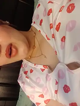 im here- online show from May 30, 8:39 pm