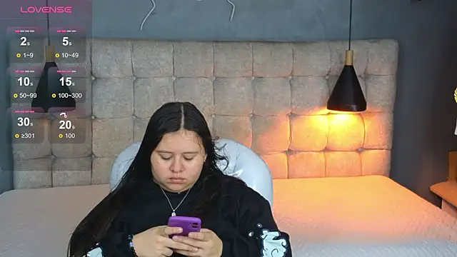 Laia and Aloby online show from January 15, 10:13 pm