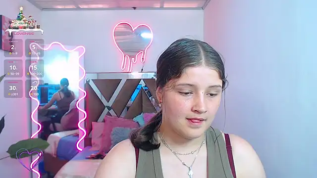 Snapshot of Krysstal_tay chatting on December 20, 6:24 pm Krysstal tay online show from December 20, 6:24 pm