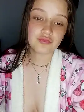 Snapshot of Krysstal_tay chatting on December 24, 5:02 pm Krysstal tay online show from December 24, 5:02 pm