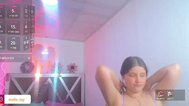 Snapshot of Krysstal_tay chatting on December 28, 6:08 pm Krysstal tay online show from December 28, 6:08 pm