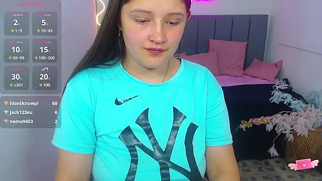 Snapshot of Krysstal_tay chatting on January 24, 5:53 pm Krysstal tay online show from January 24, 5:53 pm