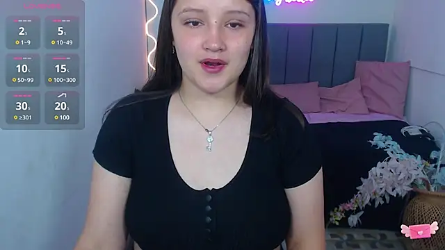 Snapshot of Krysstal_tay chatting on January 28, 12:00 pm Krysstal tay online show from January 28, 12:00 pm