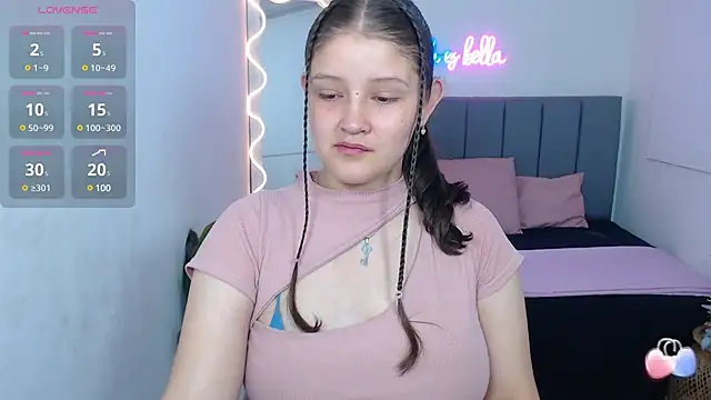 Snapshot of Krysstal_tay chatting on February 7, 12:06 pm Krysstal tay online show from February 7, 12:06 pm