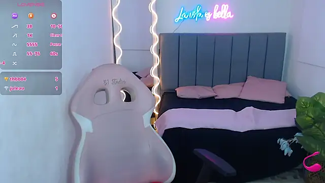 Snapshot of Krysstal_tay chatting on February 25, 5:47 pm Krysstal tay online show from February 25, 5:47 pm