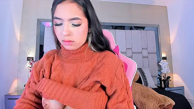  SofiaCortez  online show from December 28, 3:15 pm