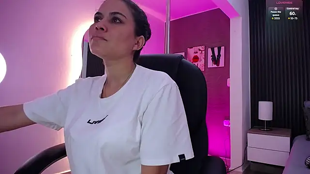 natasha  jackson online show from October 15, 12:27 pm