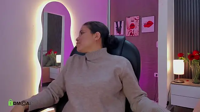 natasha  jackson online show from February 24, 12:03 pm