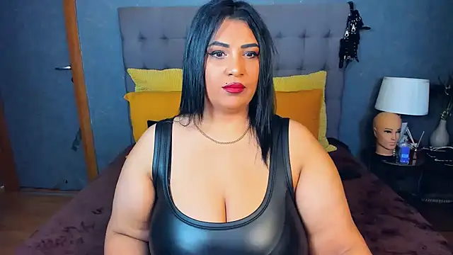 Snapshot of AmyCubes chatting on May 13, 5:38 am AmyCubes online show from May 13, 5:38 am