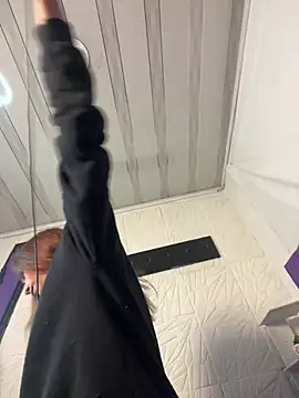 Nikol Rang   online show from February 13, 4:00 am