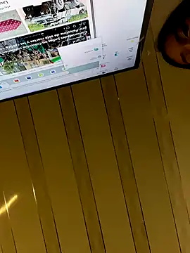 Nikol Rang   online show from October 7, 8:39 pm