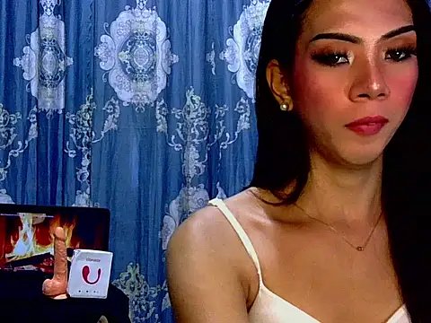 Snapshot of Jvuymae chatting on March 5, 2:40 am Jvuymae online show from March 5, 2:40 am