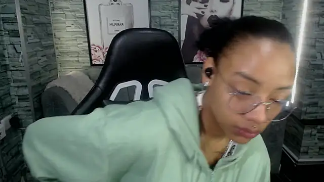 Violeth b online show from September 27, 12:43 pm