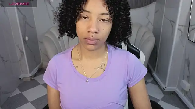 Violeth b online show from January 19, 1:04 pm