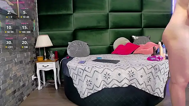 SelenSummer online show from February 21, 6:18 am